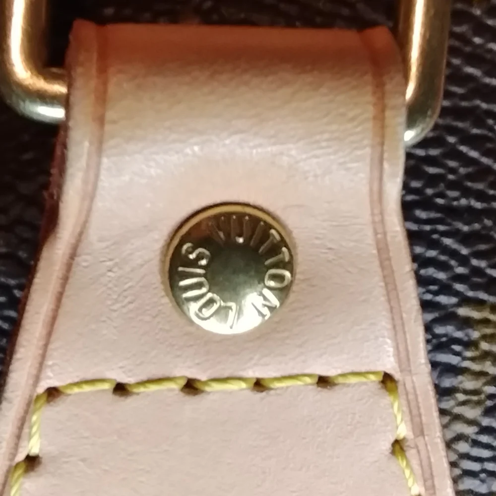 Classic Louis Vuitton Brown and Gold Monogram Speedy 35 Bag - Picture 13 of 14